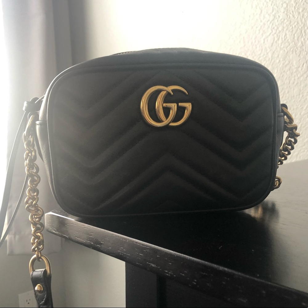 Gu€€i purse